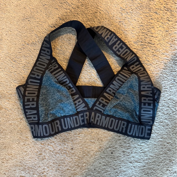 Under Armour Sports Bra - Picture 1 of 2